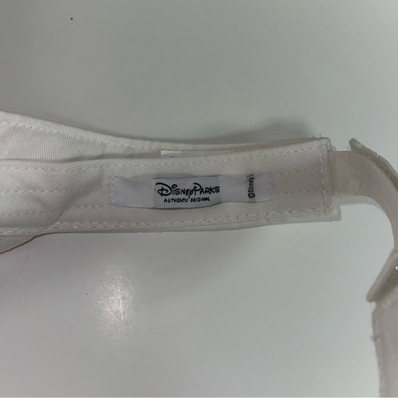 Disney Epcot World Showcase Sun Visor Hat White Mickey Mouse  Adjustable HTF - Picture 10 of 10